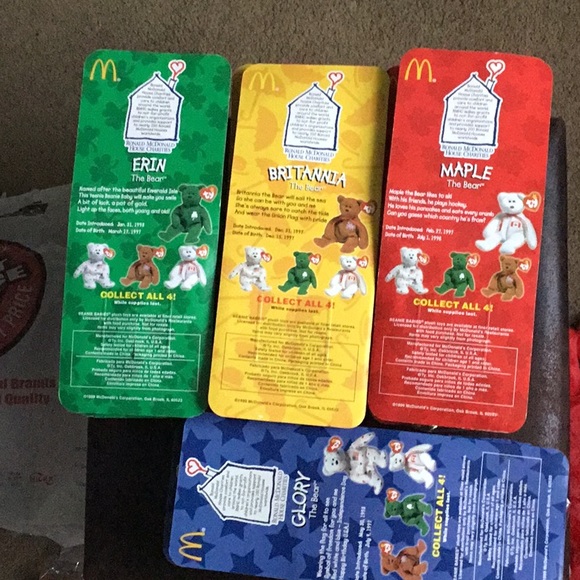 1999 McDonald’s Ronald McDonald house 4 bear collection (new in box) - Picture 5 of 6